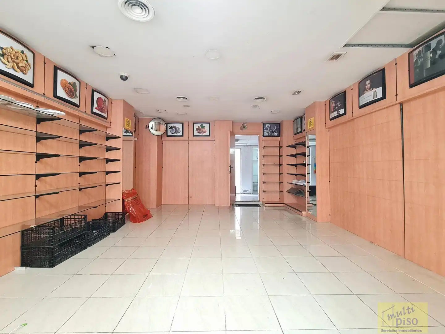Local comercial en alquiler en Anselm Clave, imagen 4