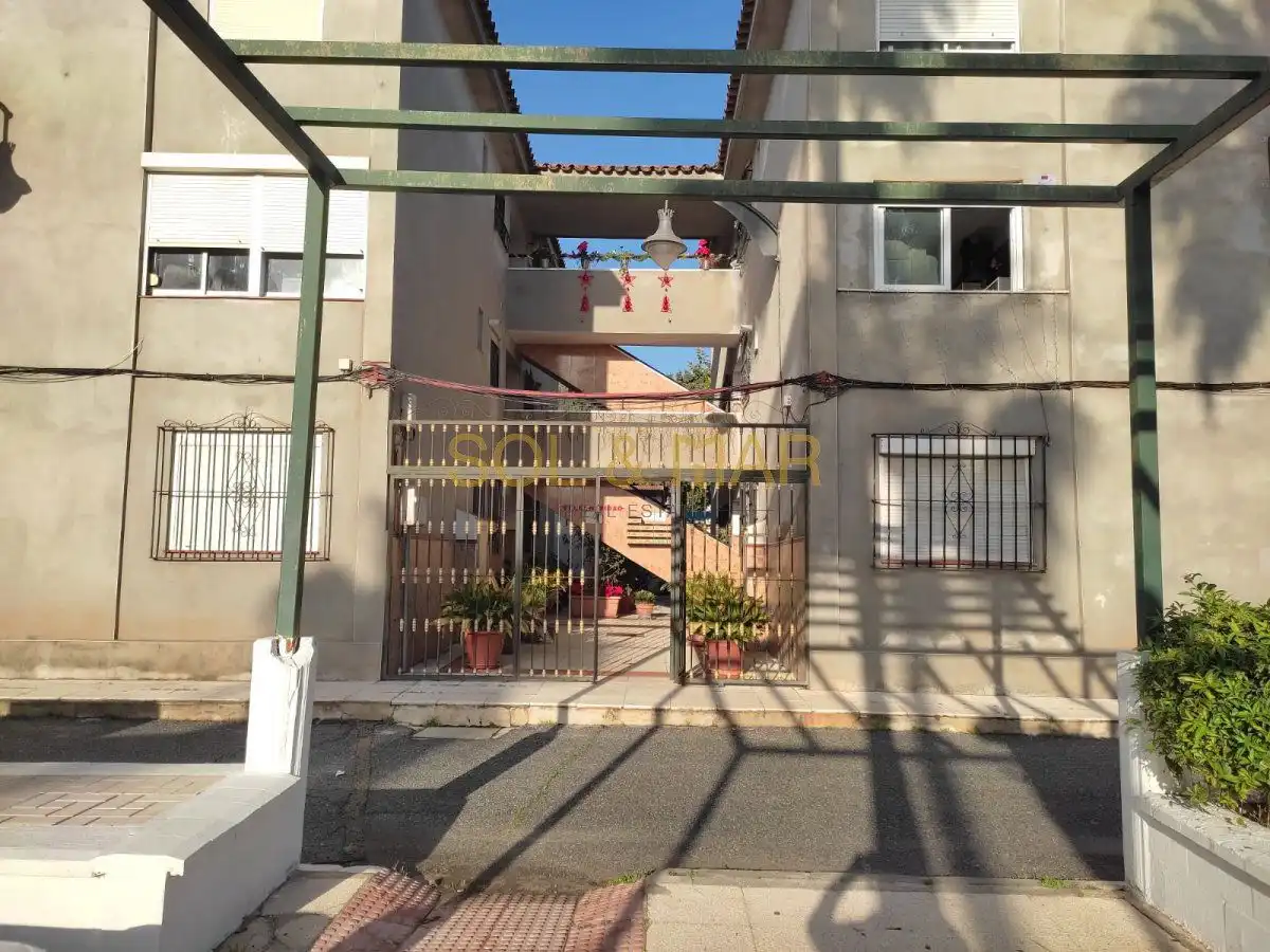 Vista exterior de Piso en venta en Torremolinos con Aire acondicionado, Calefacción y Amueblado