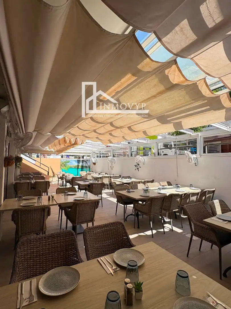Terrassa de Local en venda en Calvià amb Aire condicionat, Terrassa i Moblat