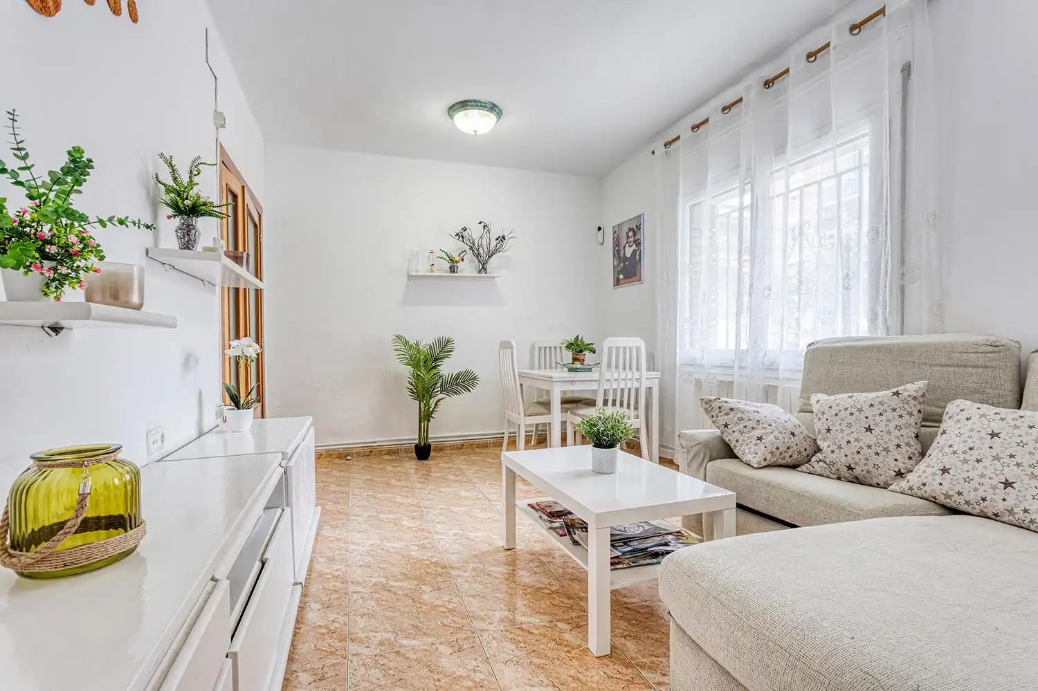 Sala d'estar de Planta baixa en venda en Capellades amb Moblat