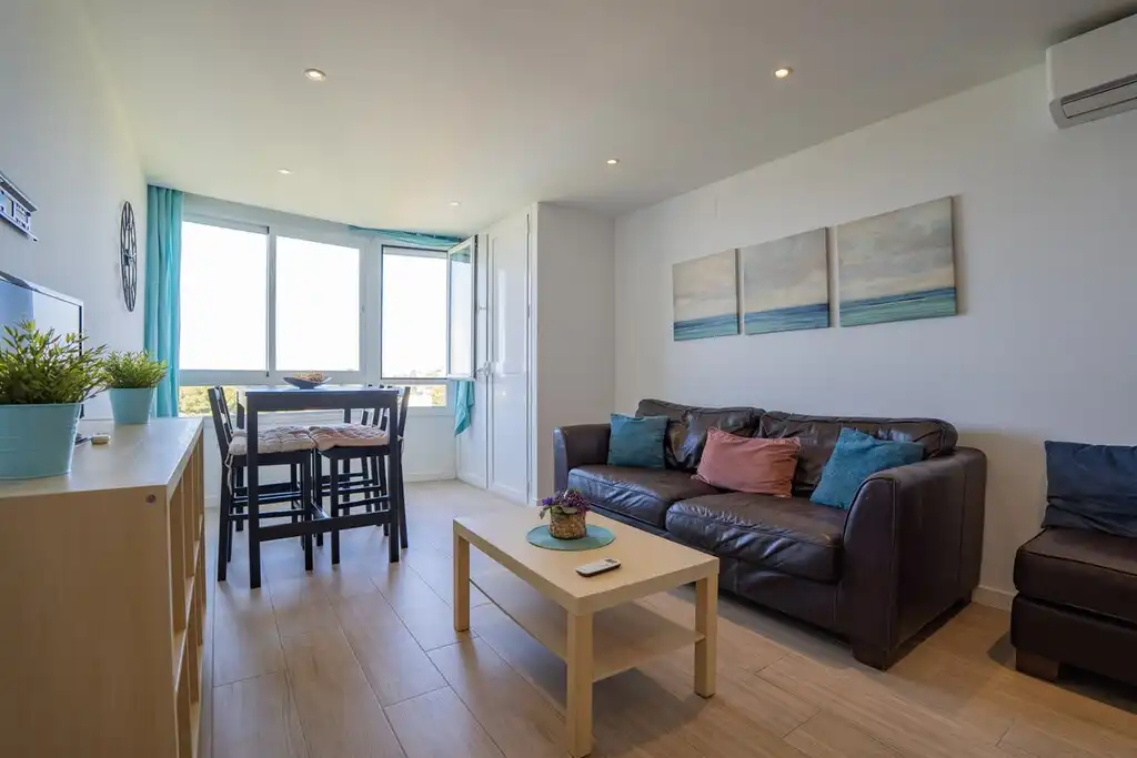 Apartamento con piscina en venta en Calahonda, imagen 4