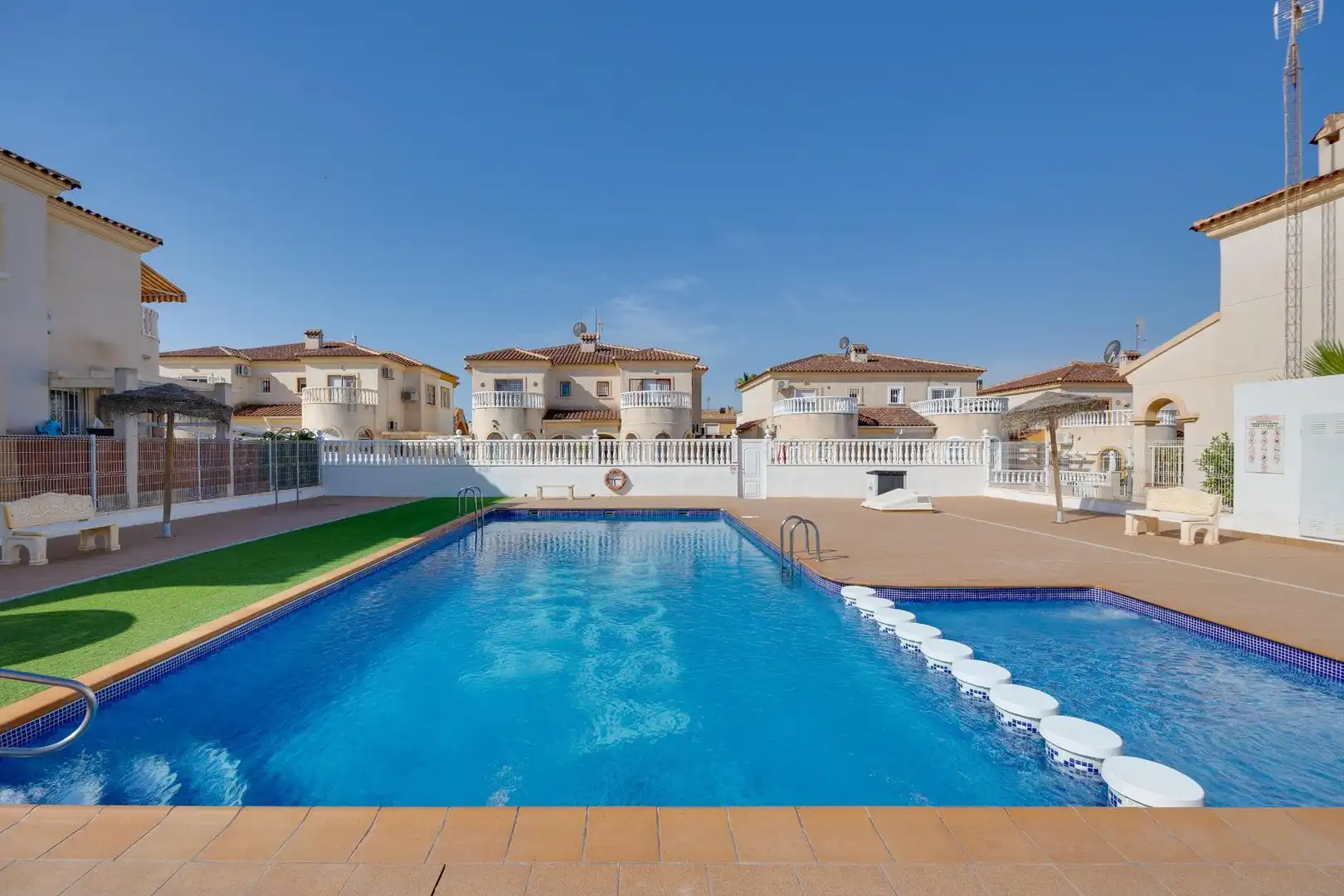 Villa avec terrasse à vendre à Nueva Torrevieja - Aguas Nuevas, imagen 3