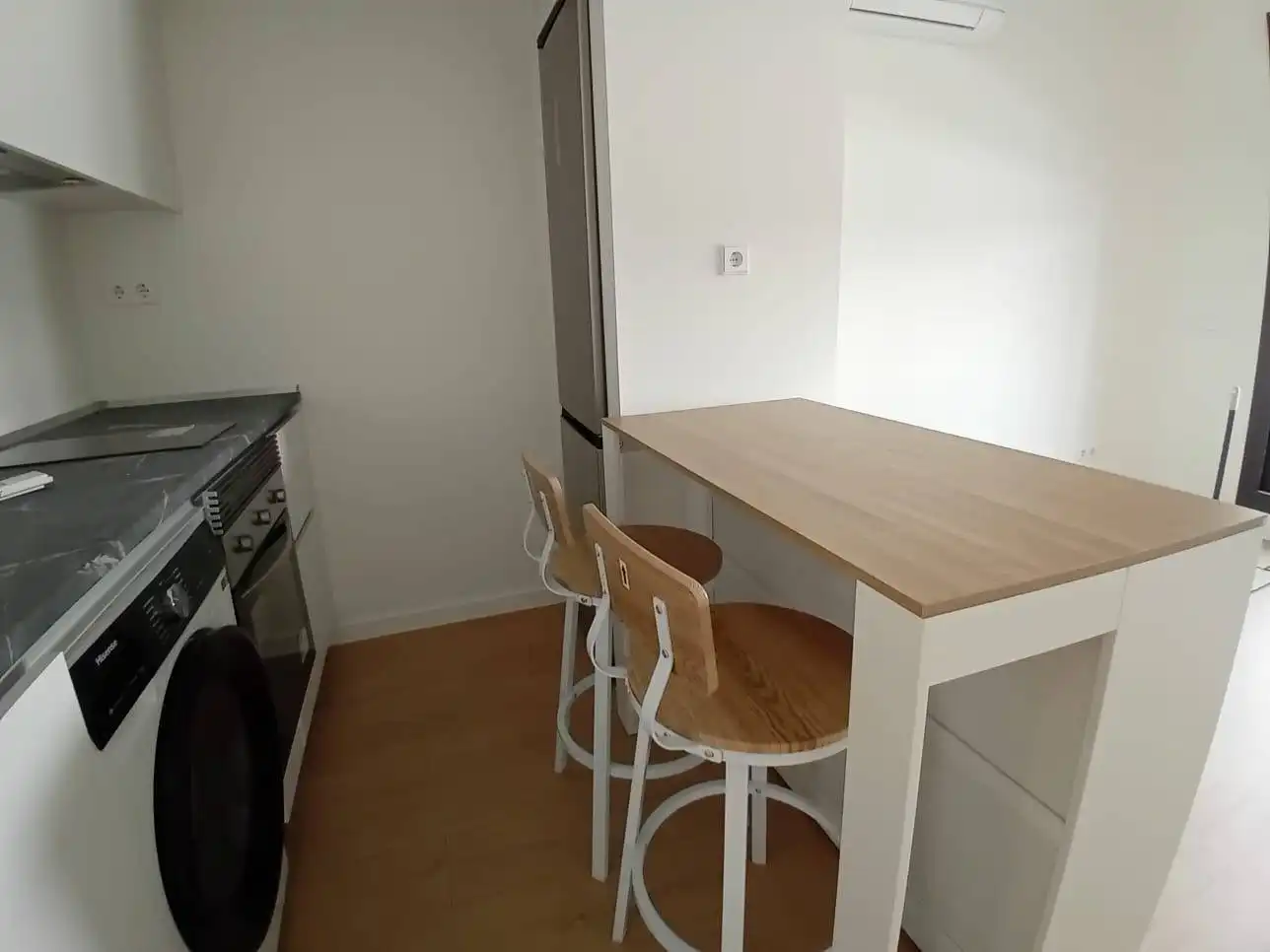 Cocina de Estudio en venta en San Sebastián de los Reyes con Aire acondicionado, Calefacción y Terraza