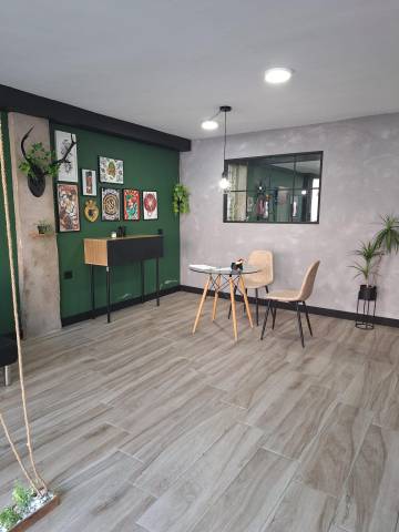 Local comercial en Alquiler en Casco Antiguo