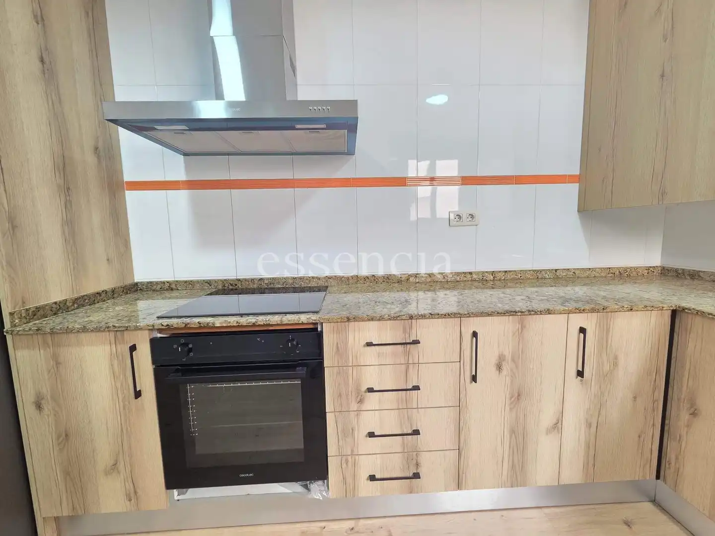 Kitchen of Flat for sale in Gandia  with Air Conditioner, Storage room and Balcony