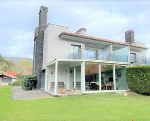 Exterior view of Single-family semi-detached for sale in Hondarribia  with Terrace