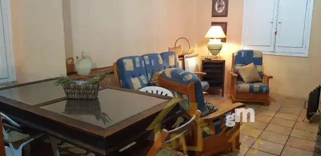 Sala d'estar de Casa o xalet en venda en Quiroga amb Traster, Piscina i Moblat