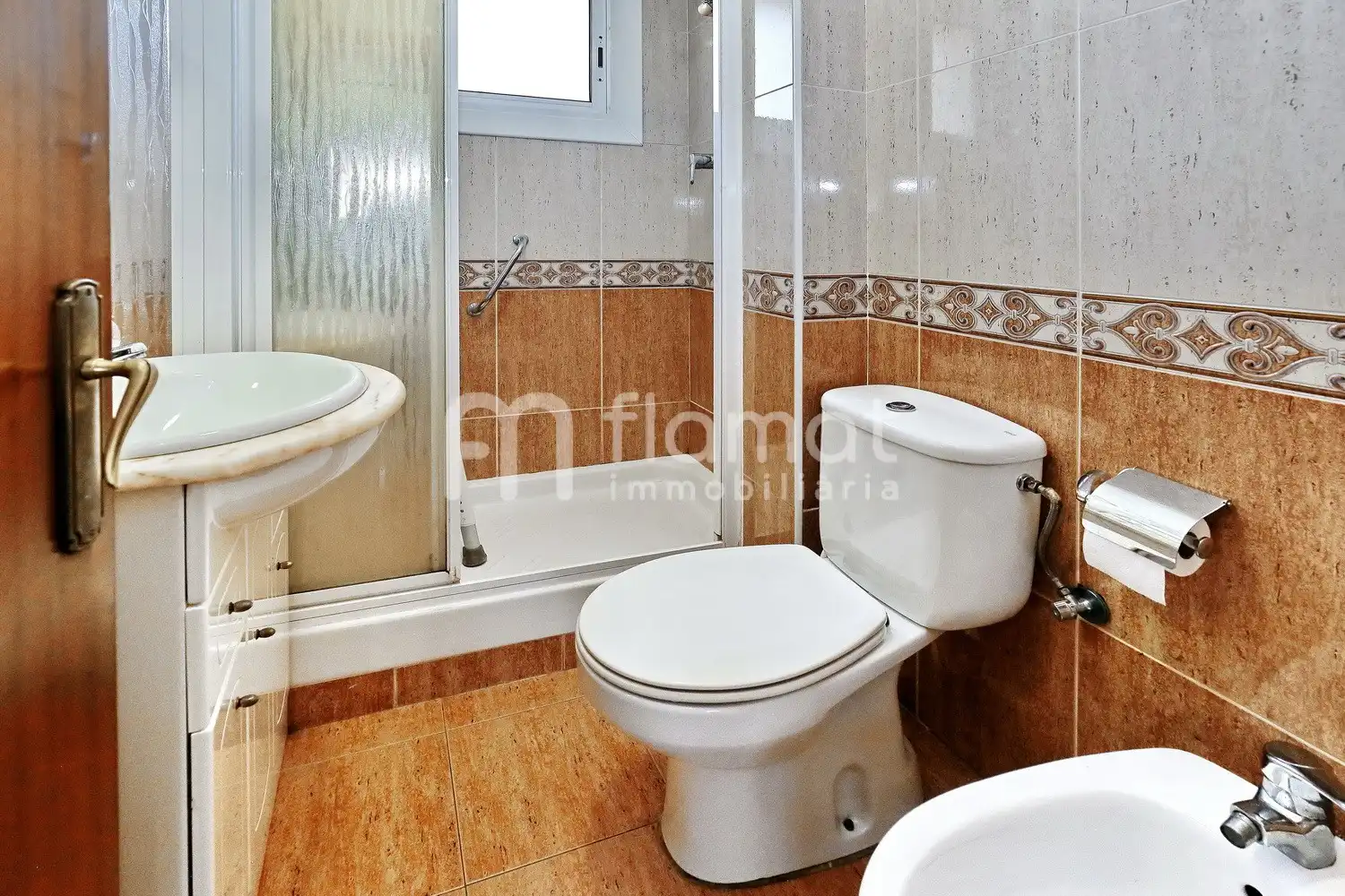 Bathroom of Flat for sale in Sabadell