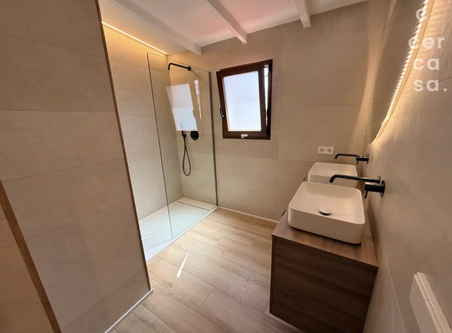 Bathroom of Houses for sale in Valencia  with Air Conditioner and Terrace
