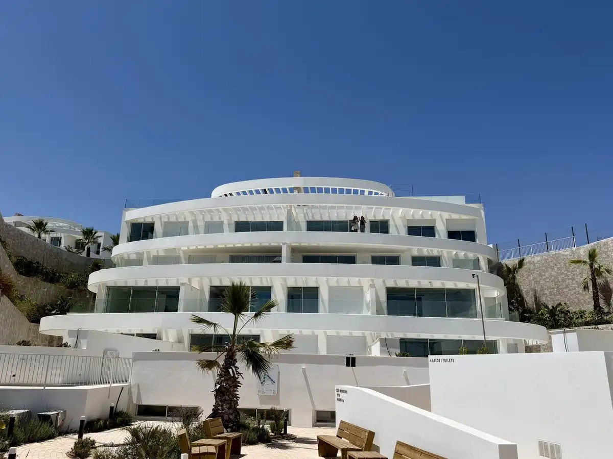 Außenansicht von Erdgeschoss zum Verkauf in Mijas mit Klimaanlage, Heizung und Terrasse