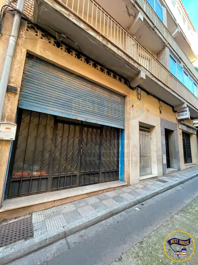 Local comercial en venda a JOSE DE VILLAVICIOSA, imagen 3