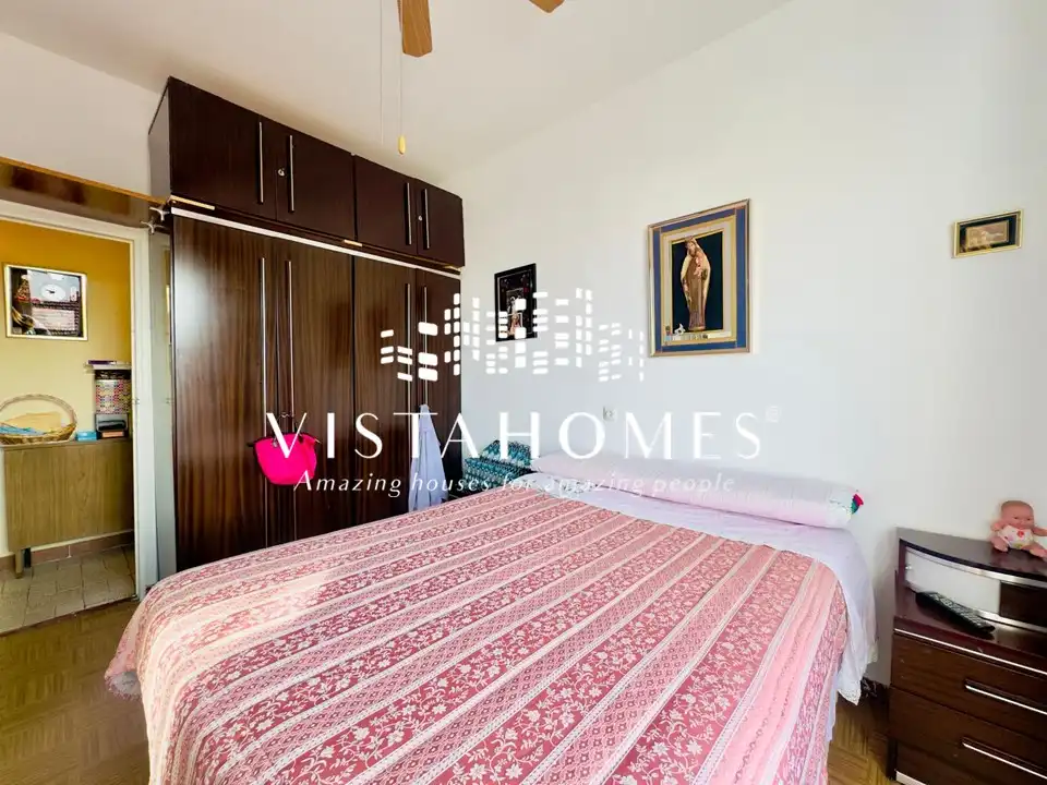 Schlafzimmer von Wohnung zum Verkauf in Madrid mit Klimaanlage, Heizung und Balkon