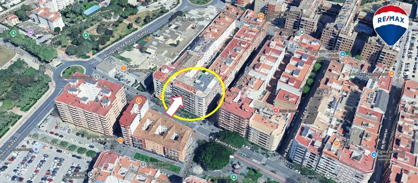 Vista exterior de Àtic en venda en Gandia amb Aire condicionat, Calefacció i Traster