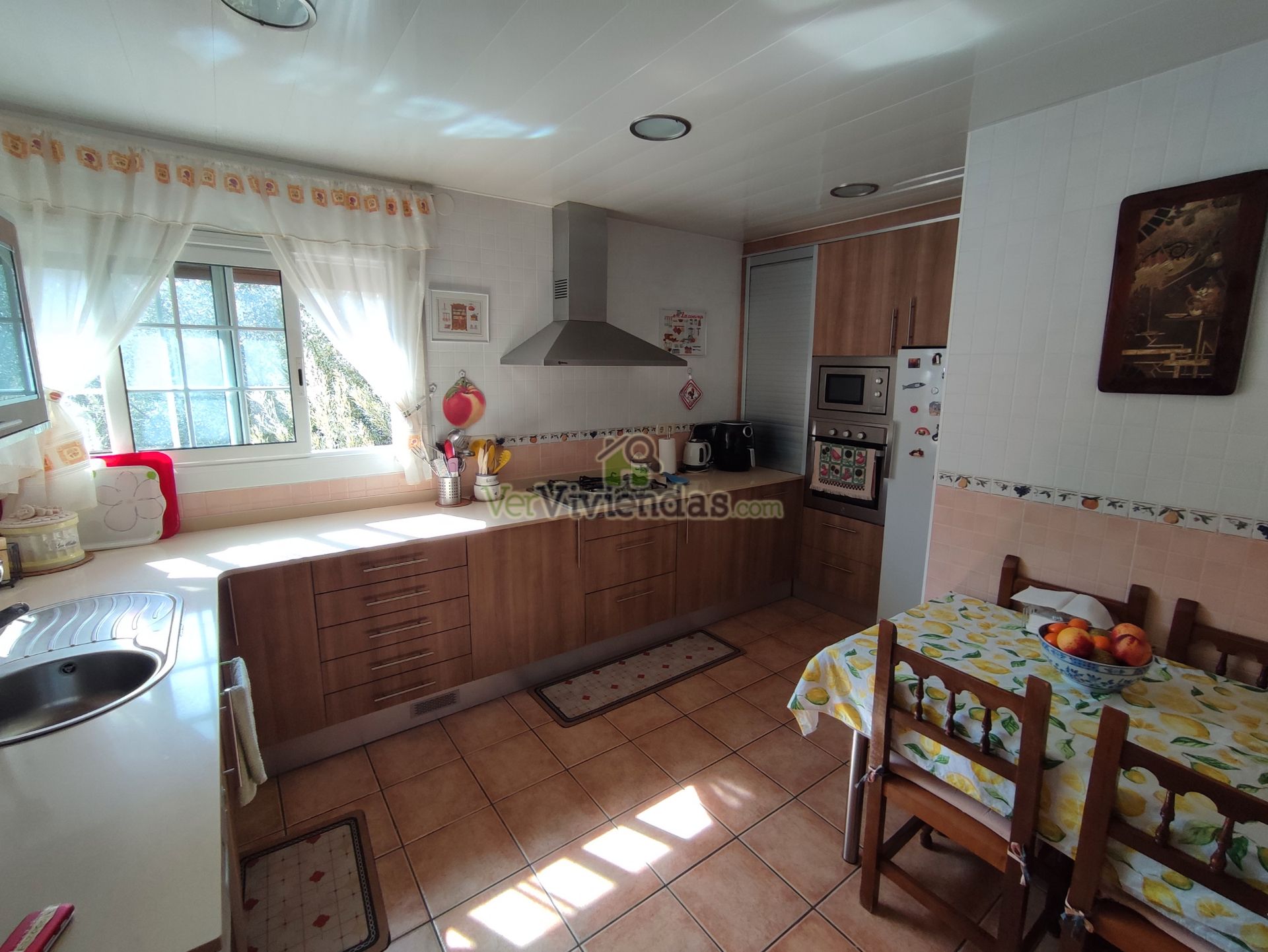 Cocina de Casa o chalet en venta en Vallirana con Aire acondicionado, Calefacción y Terraza