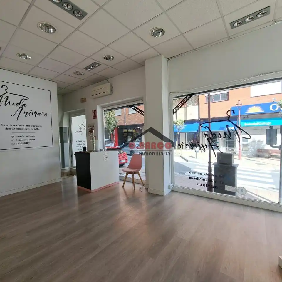 Local comercial de lloguer a ESTACIÓN, imagen 4