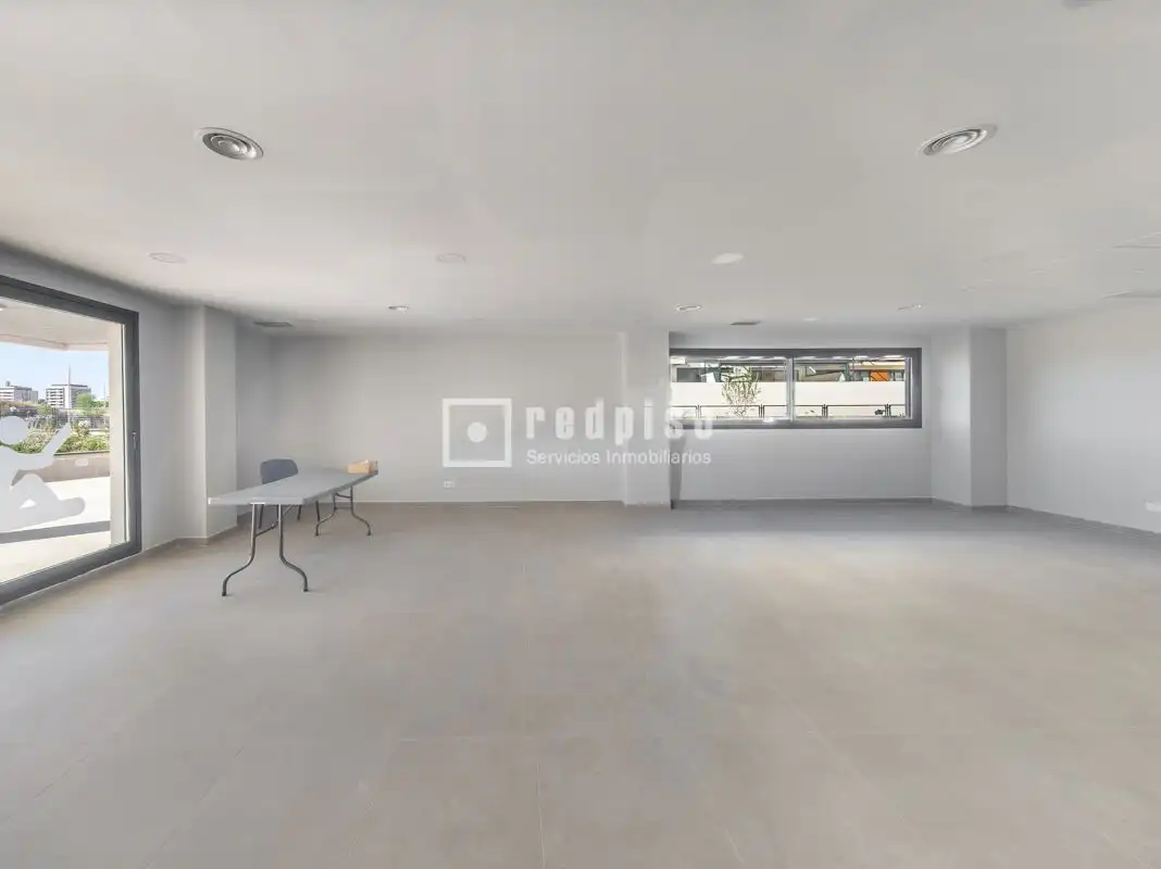 Piso en venta en Madrid con Aire acondicionado, Calefacción y Jardín privado