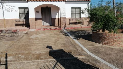 CASA CON TERRENO EN MONTORO!