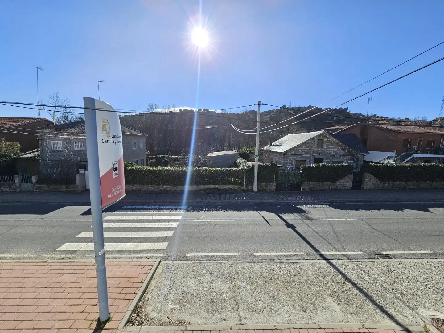 Vista exterior de Casa o xalet en venda en Navarredondilla amb Traster i Moblat
