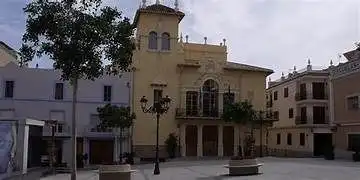 Vista exterior de Casa adosada en venda en Riba-roja d'Ebre