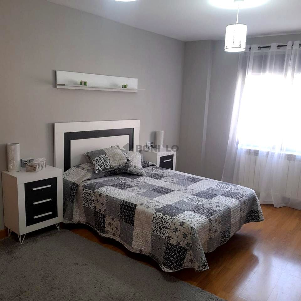 Bedroom of Flat to rent in La Puebla de Valverde  with Heating, Parquet flooring and Furnished