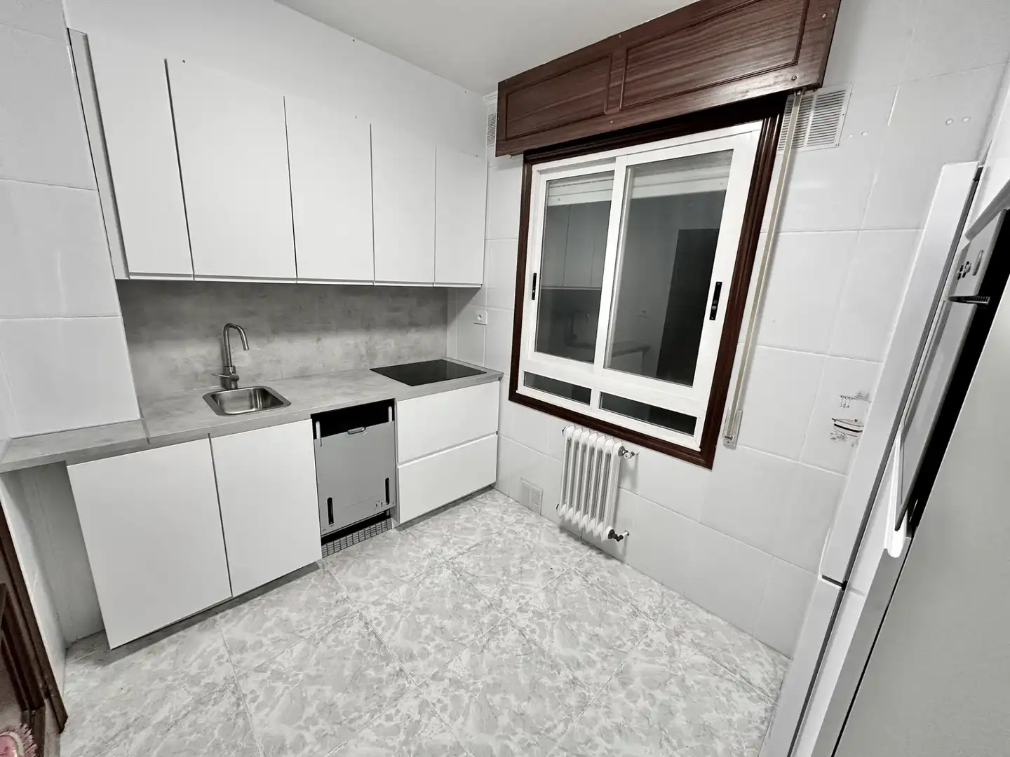 Kitchen of Flat for sale in Ourense Capital   with Heating, Parquet flooring and Storage room