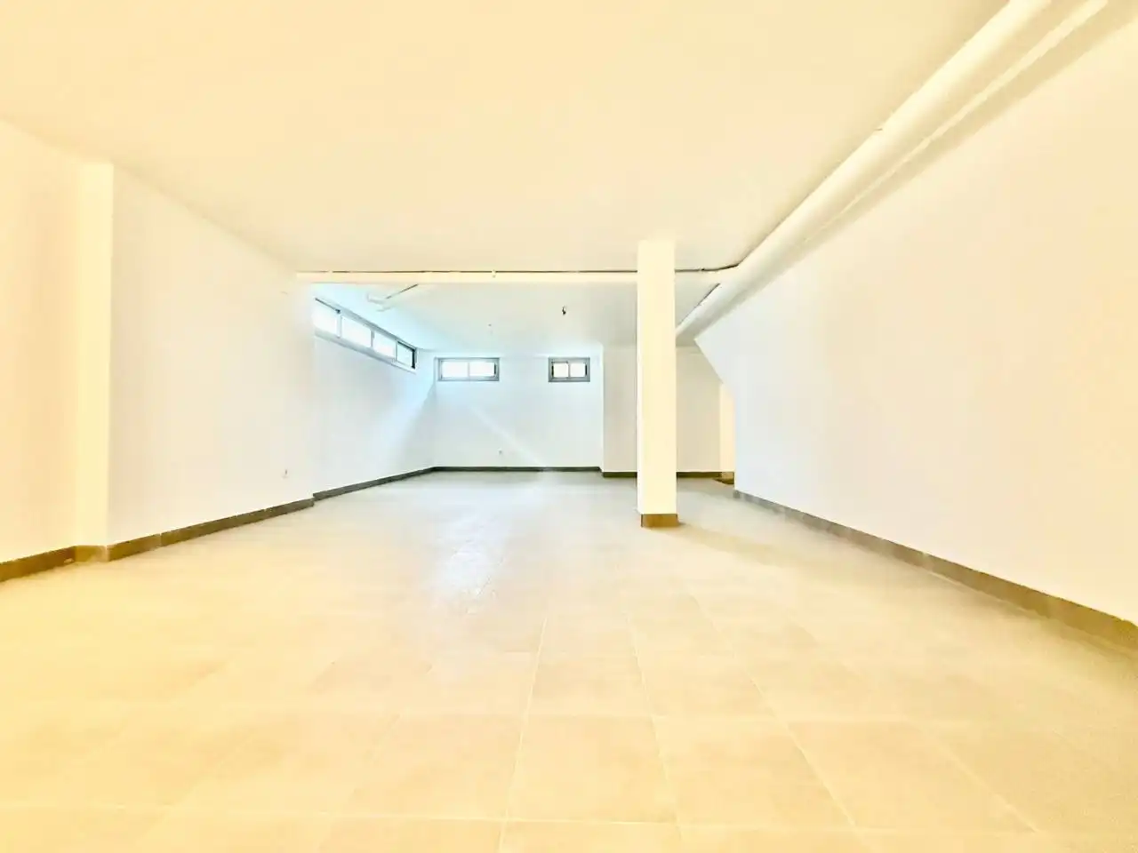 Casa adosada en venta en Bargas con Calefacción, Jardín privado y Alarma