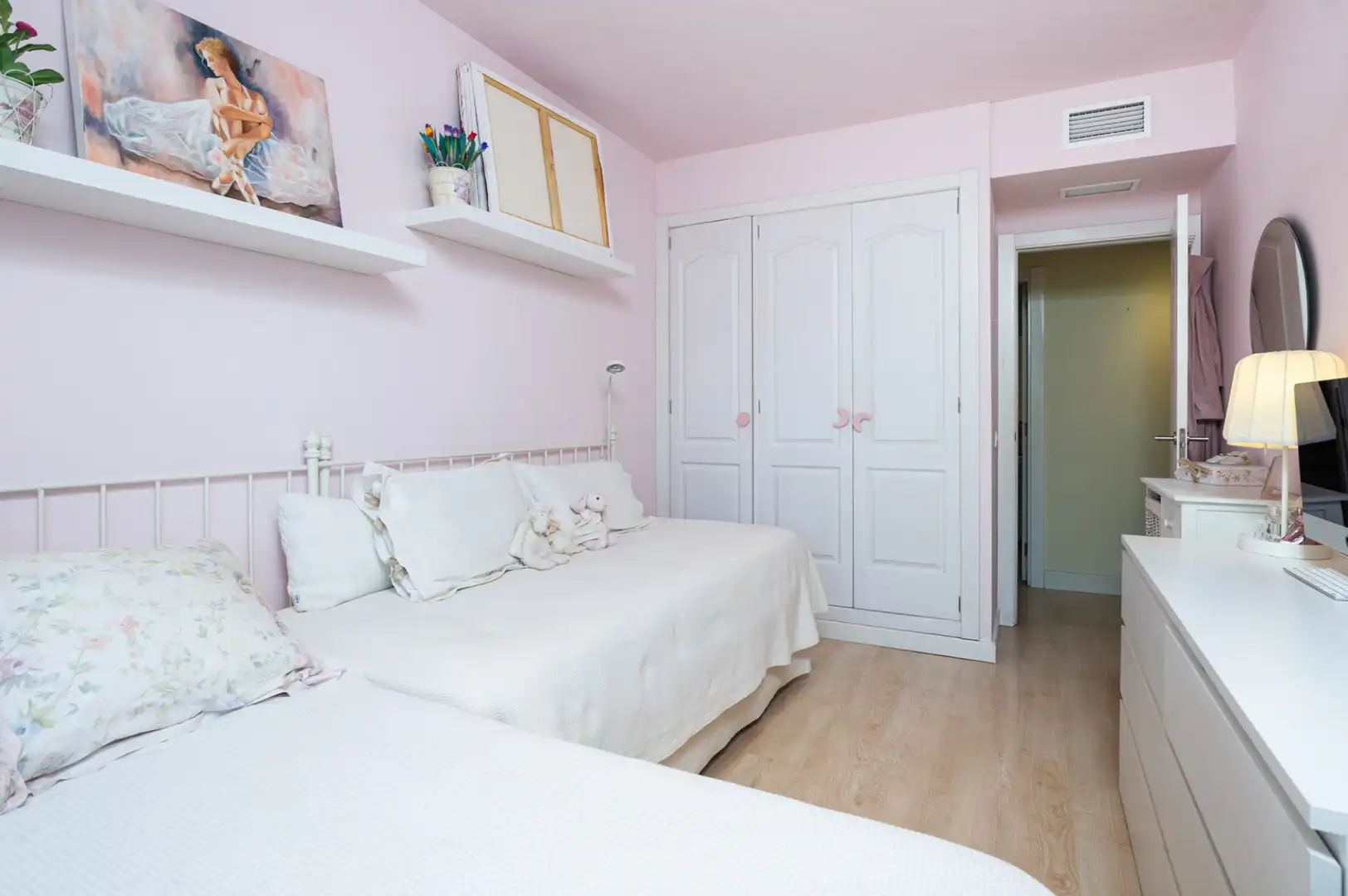 Habitación de Apartamento en venta en Marbella con Aire acondicionado, Terraza y Horno