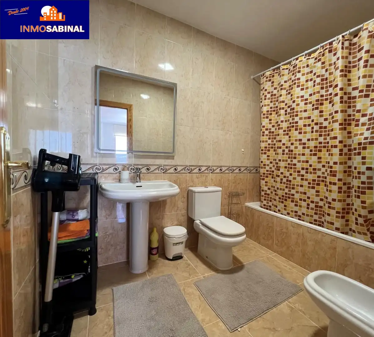 Baño de Piso en venta en Roquetas de Mar con Amueblado