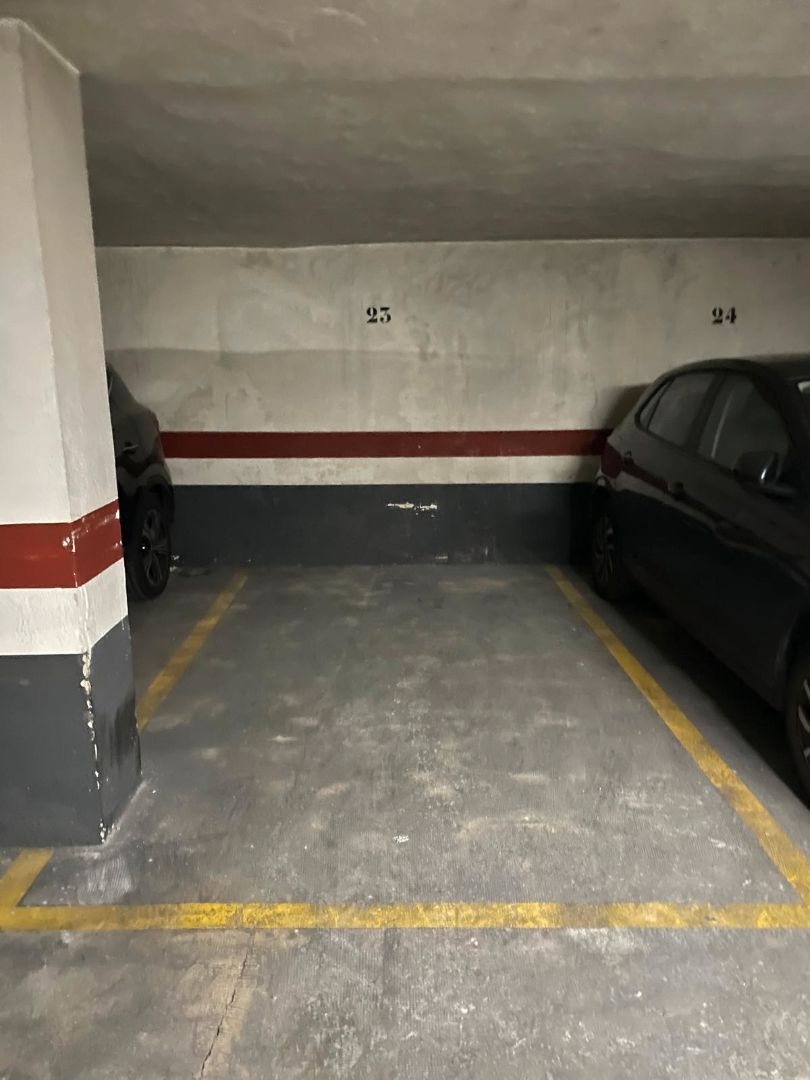 Parking of Garage for sale in  Valencia Capital