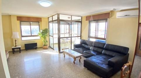 Foto 2 de Pis de lloguer a Calle Salvador de Madariaga, Valdepasillas - La Paz - Huerta Rosales, Badajoz