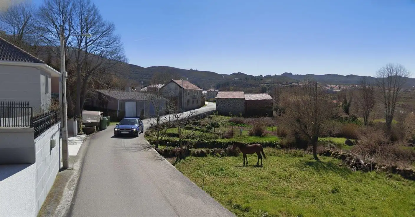 Vista exterior de Casa o xalet en venda en Muíños