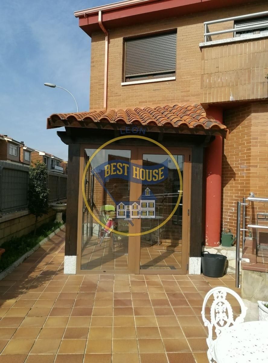 Casa o xalet en venda a Villaquilambre