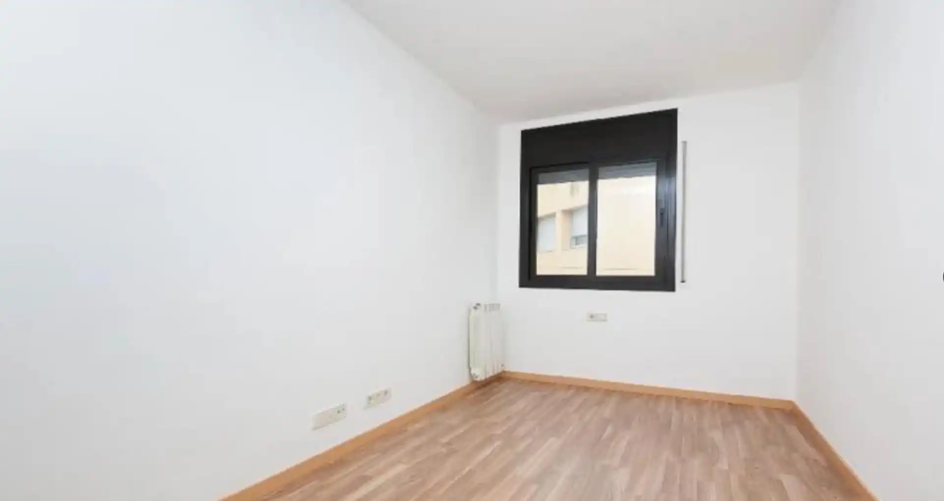 Schlafzimmer von Wohnungen zum Verkauf in Ripollet mit Balkon