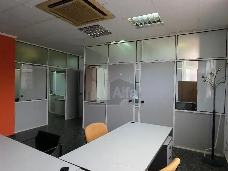 Local en venta en Valencia con Aire acondicionado, Calefacción y Amueblado
