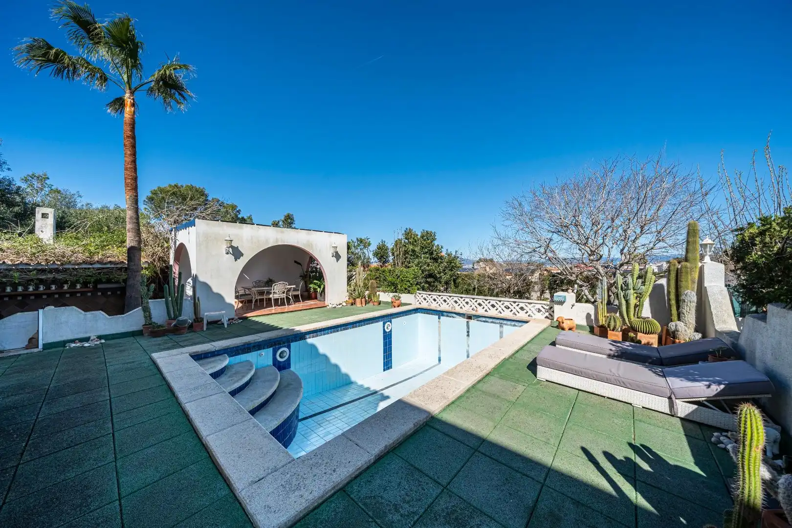Swimming pool of Houses for sale in Llucmajor  with Air Conditioner, Heating and Private garden