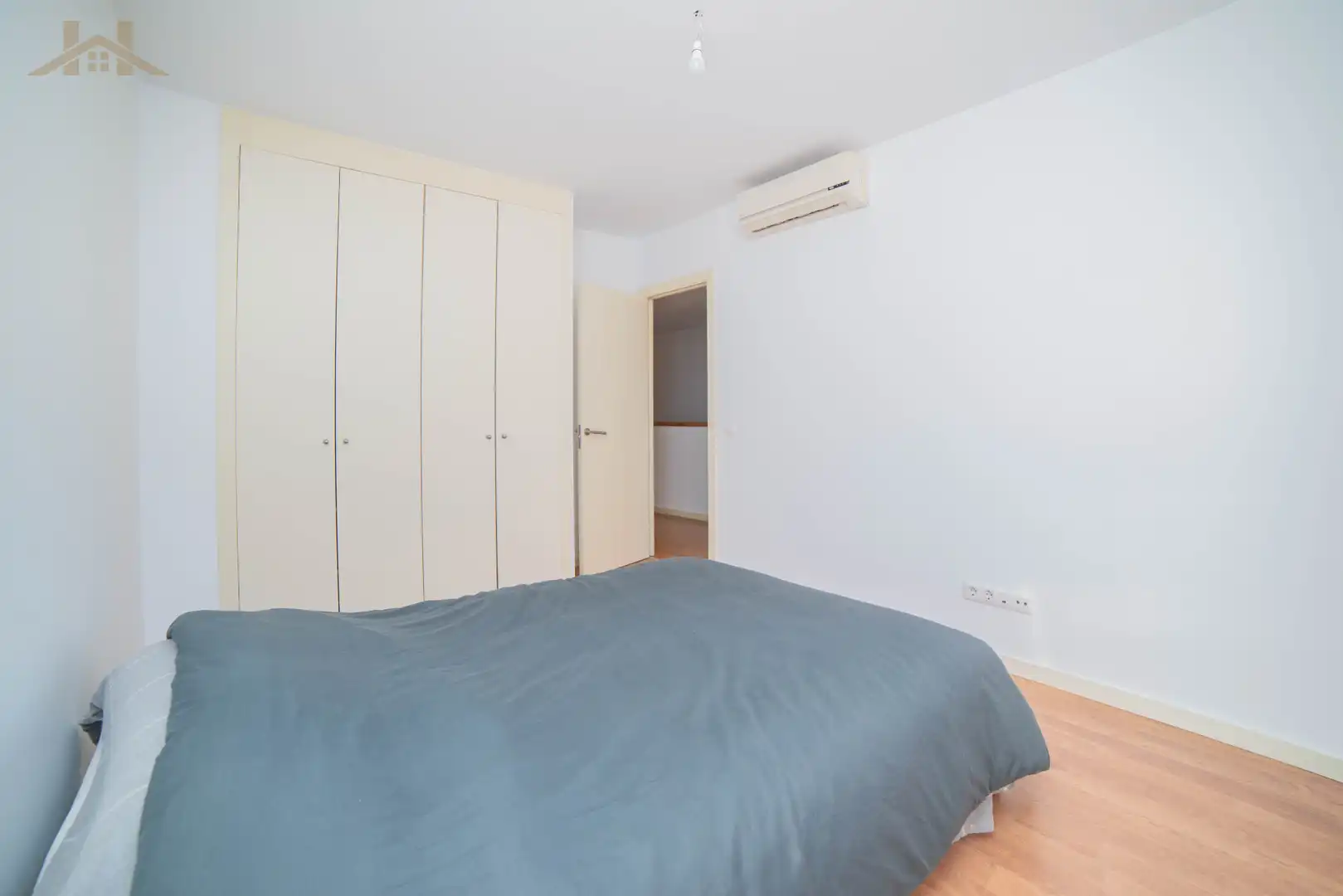 Habitación de Casa adosada en venta en Valdemoro con Aire acondicionado, Calefacción y Jardín privado