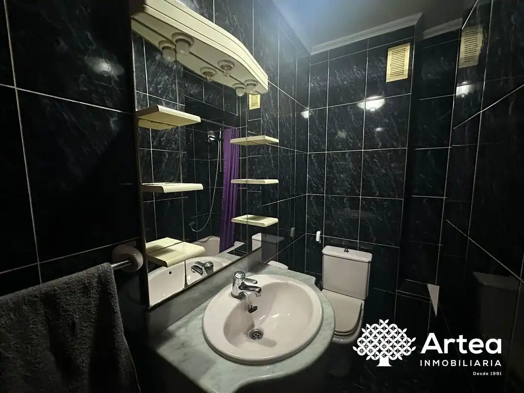 Bathroom of Flat for rent in Ugao- Miraballes  with Heating, Private garden and Terrace
