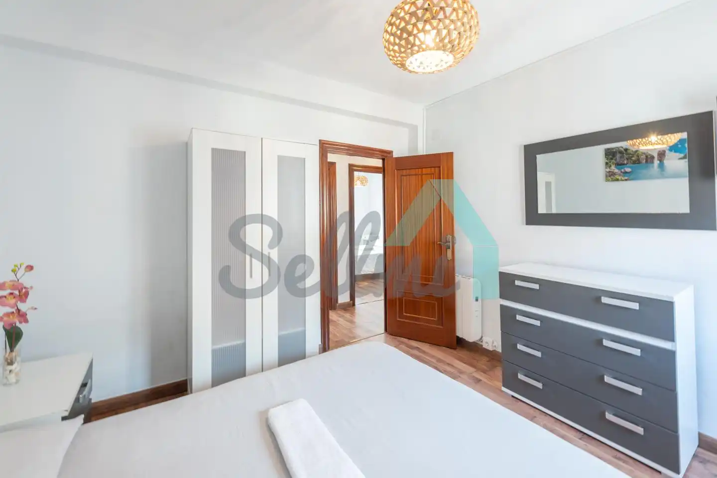 Schlafzimmer von Wohnung zur Miete in Oviedo  mit Heizung, Terrasse und Möbliert