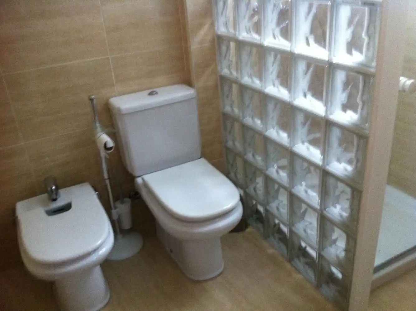 Bathroom of Attic for rent in Ferrol  with Heating, Parquet flooring and Furnished