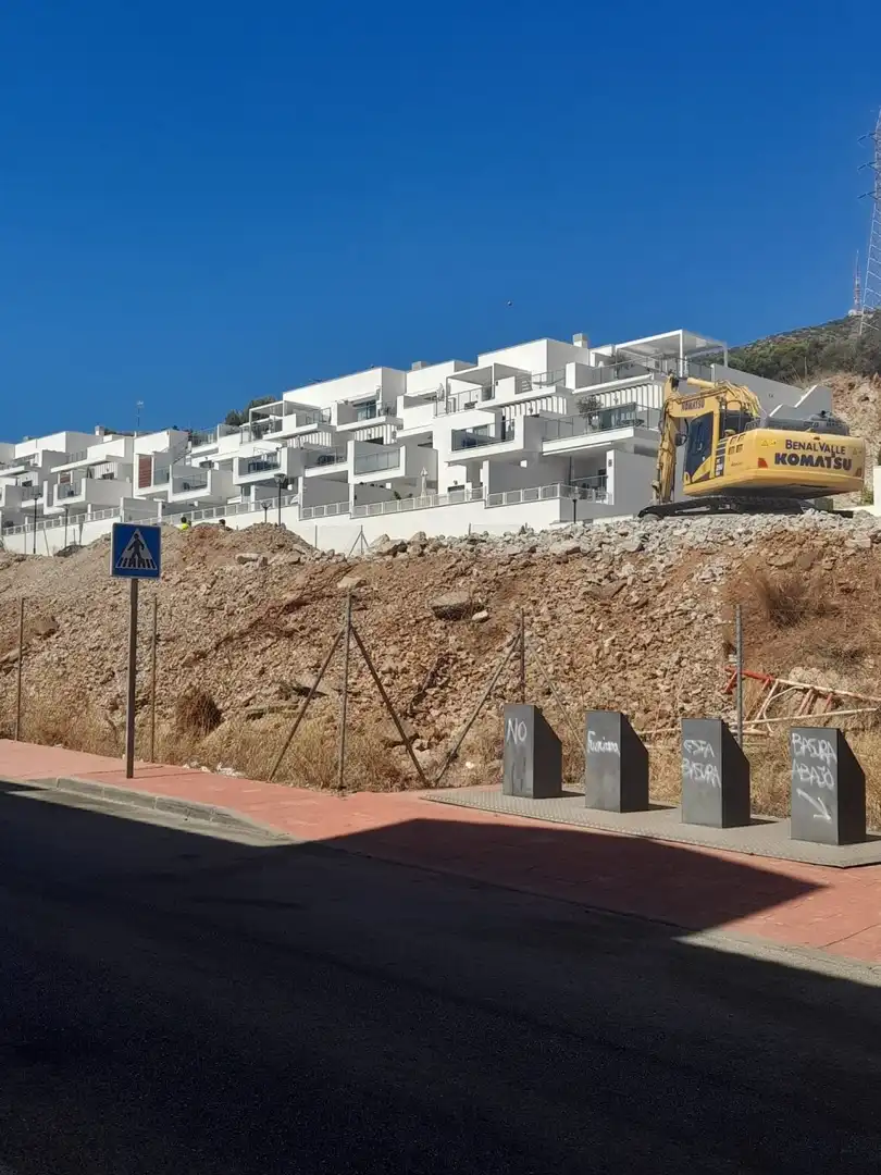 Vista exterior de Apartament en venda en Benalmádena amb Terrassa i Piscina comunitària