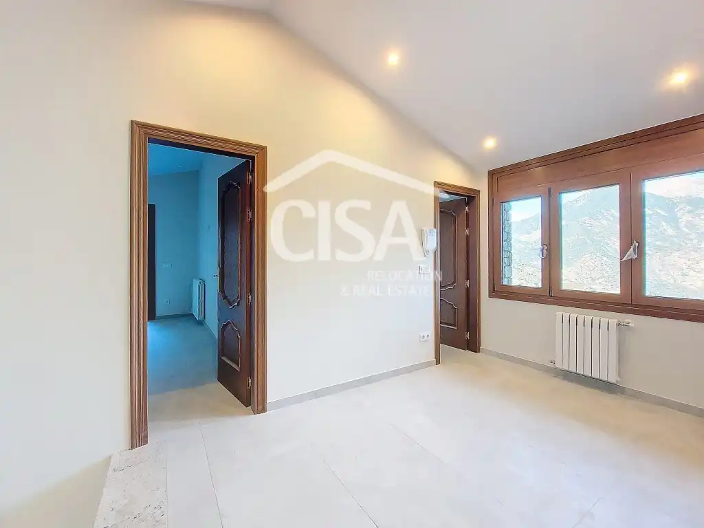 Casa o chalet en venta en Sant Julià de Lòria con Balcón