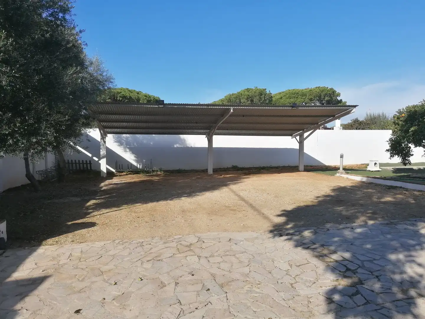 Parking de Casa o chalet en venta en Chiclana de la Frontera con Trastero, Piscina y Horno
