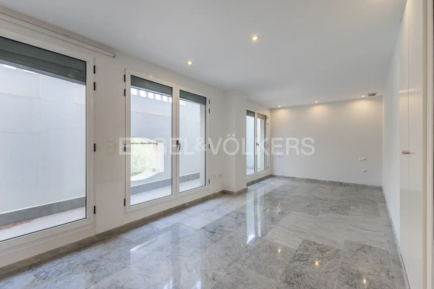Piso en venta en Valencia con Aire acondicionado, Calefacción y Terraza