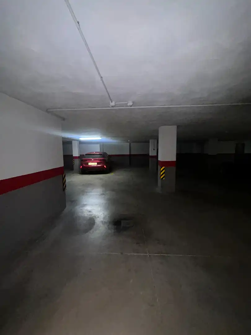 Aparcament de Garatge en venda en Castellón de la Plana / Castelló de la Plana amb Alarma
