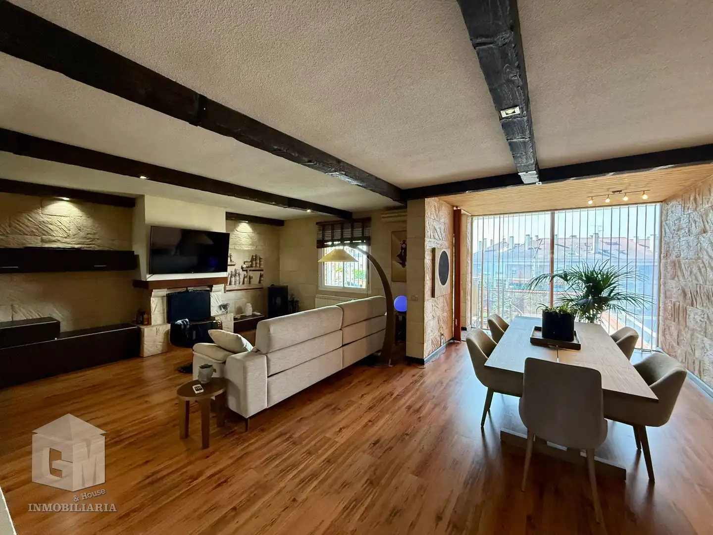 Living room of Detached homes for sale in Arroyomolinos (Madrid)  with Air Conditioner, Heating and Private garden