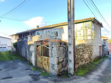 Casa con balcone in vendita a Celanova