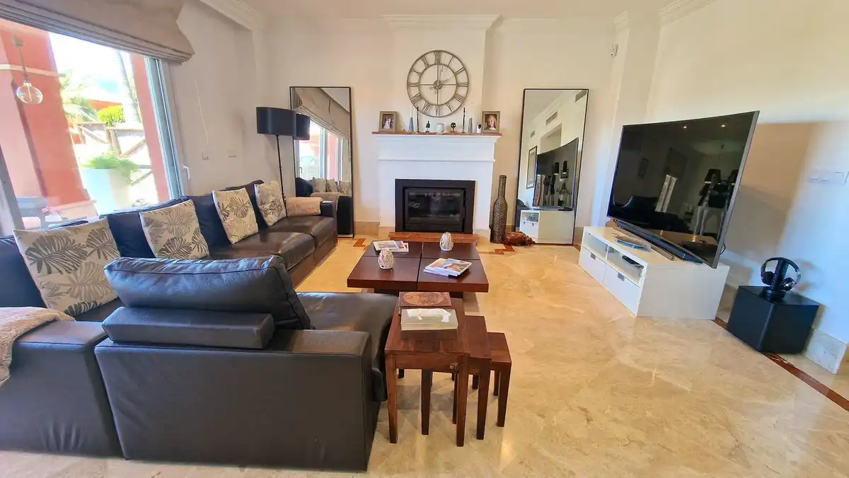 Reihenhaus zum Verkauf in Río Real - Los Monteros, imagen 4