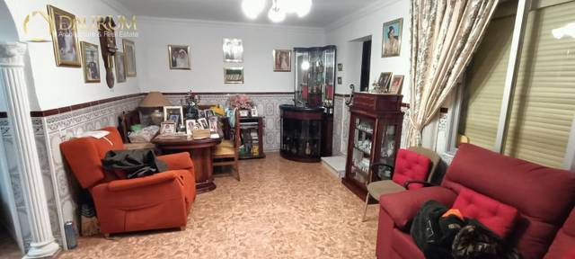 Casa adosada en Venta en MARTÍNEZ FALERO en El Palo