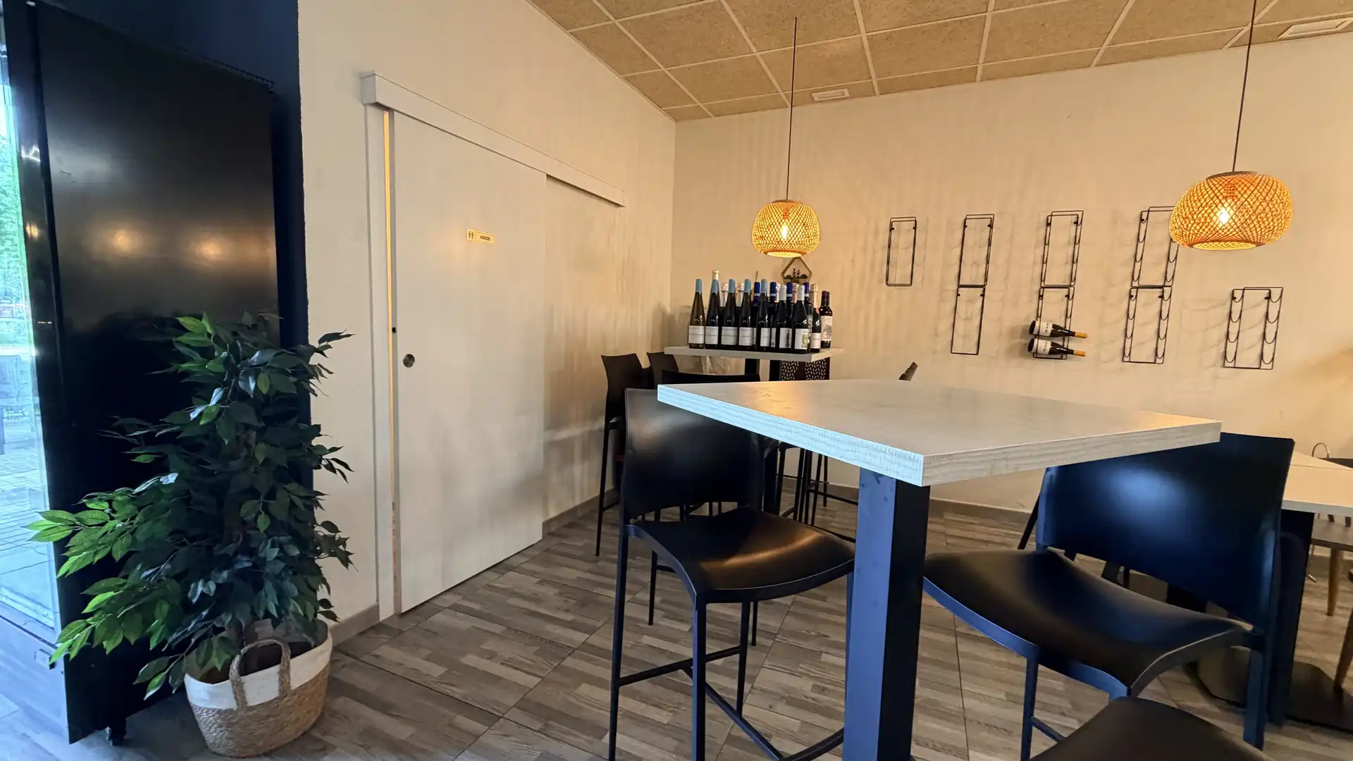 Business premises for transfer in Benimaclet, imagen 17