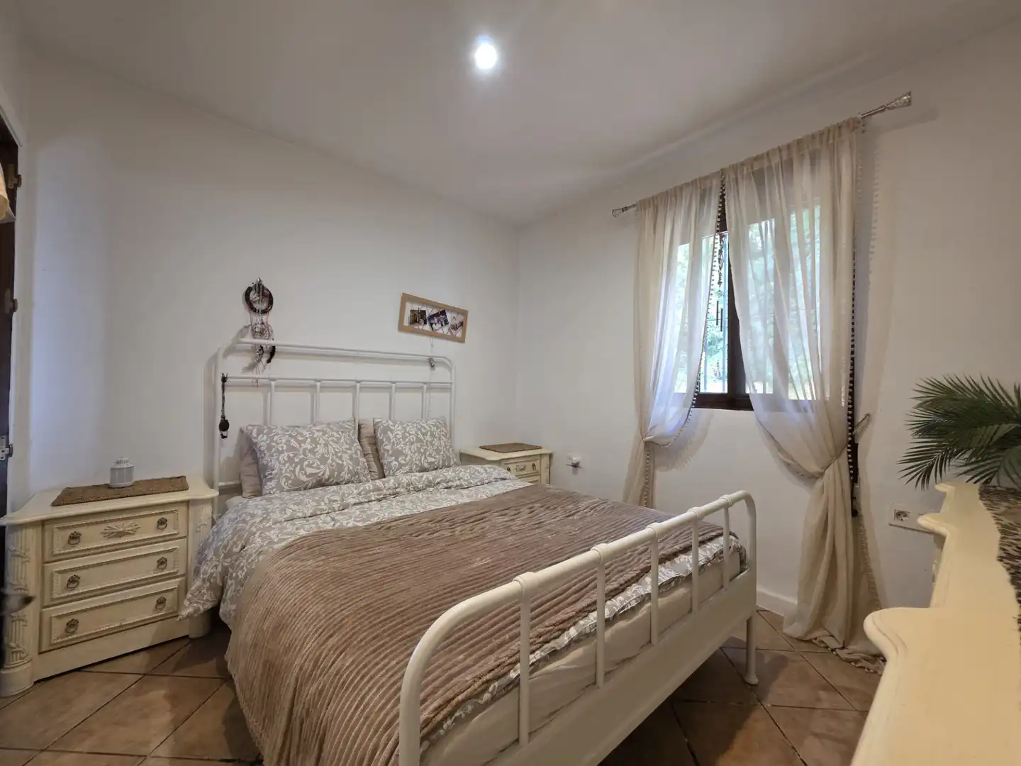 Habitación de Finca rústica en venta en Cártama con Aire acondicionado, Jardín privado y Terraza